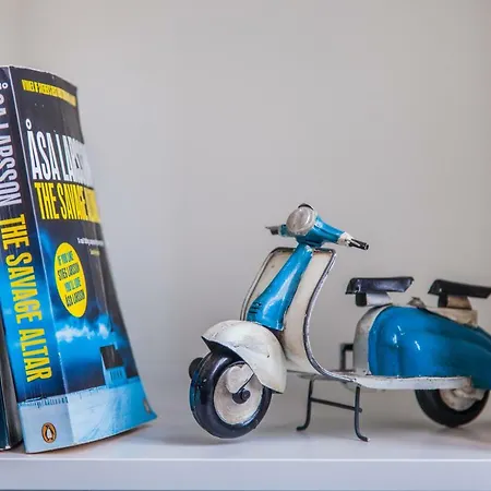 Apartamento Typical Light Filled Graca W Ac, By Timecooler Lisboa