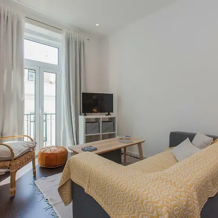 Typical Light Filled Graca W Ac, By Timecooler Apartment *