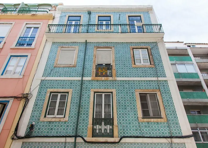 Typical Light Filled Graca W Ac, By Timecooler شقة Lisboa