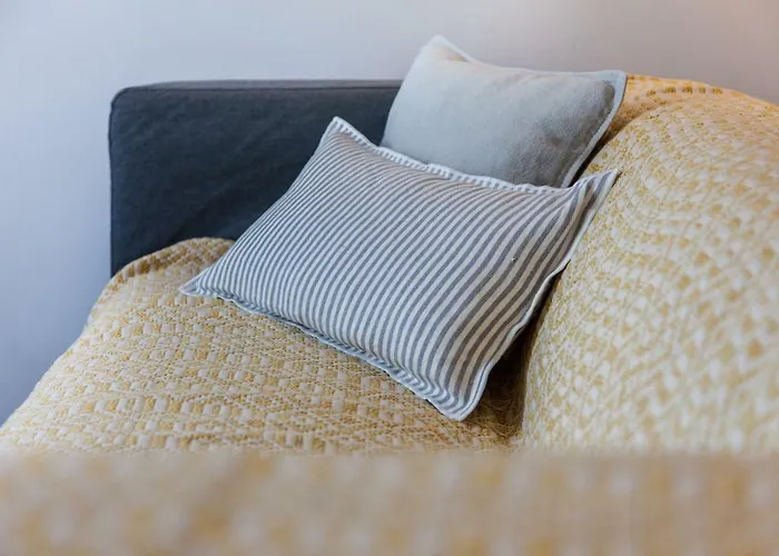 Διαμέρισμα Typical Light Filled Graca W Ac, By Timecooler Lisboa